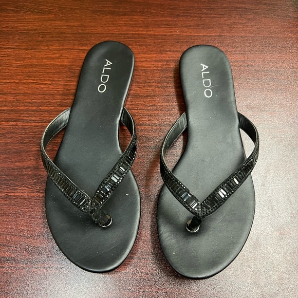 Aldo woman’s sandal w/ embellished straps - Picture 2 of 6